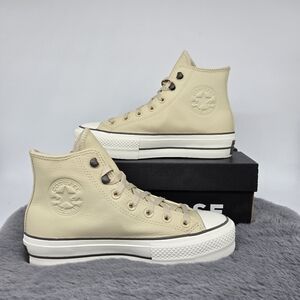 New Chuck Tayor All Star Lift Platform Weatherized Leather Shoes Womens Size 7.5